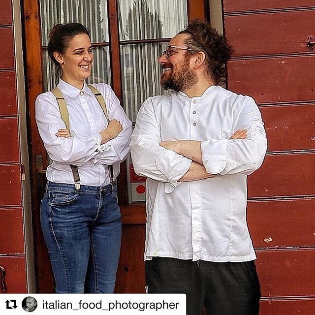 #Repost @italian_food_photographer with @get_repost
・・・
Le aziende sono lo specchio della personalit&agrave; di chi le guida.
.
Le aziende sono fatte di persone e le persone fanno le aziende.
.
In questo scatto CLAUDIO &amp; GIADA
.
La loro filosofia