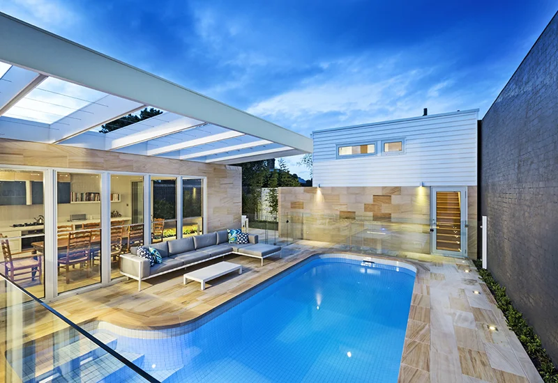 Peninsula Pool techs Mornington, repairs, reno's, new tiling, decking ...