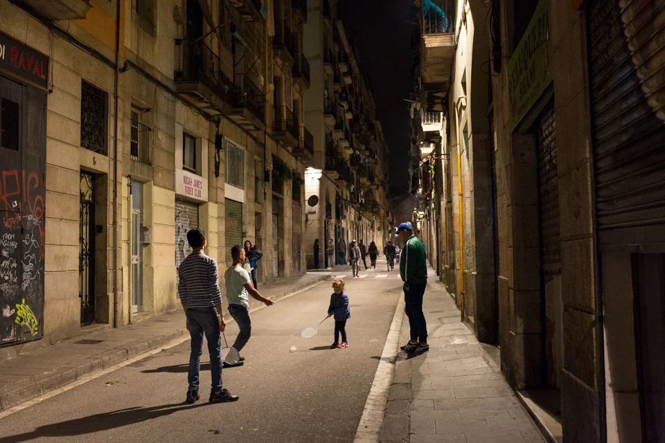Sports in the street, Barcelona style