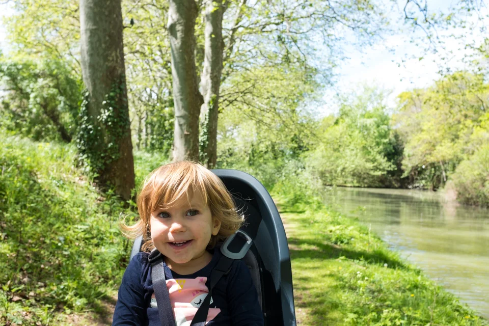 Cycling and strawberries along the Canal du Midi