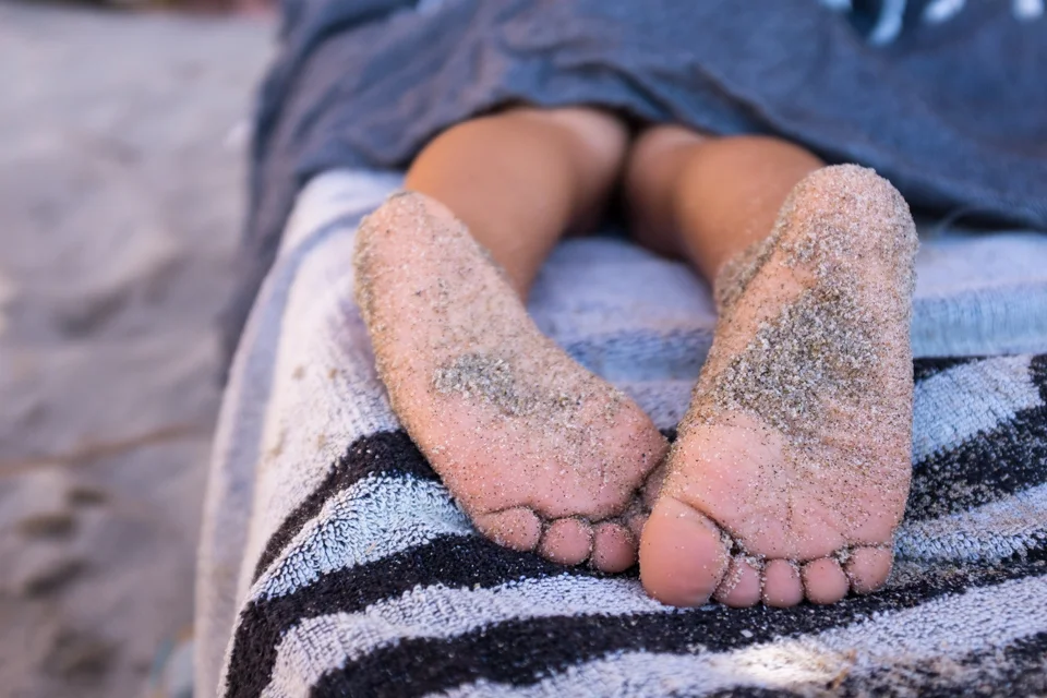 Beach toes