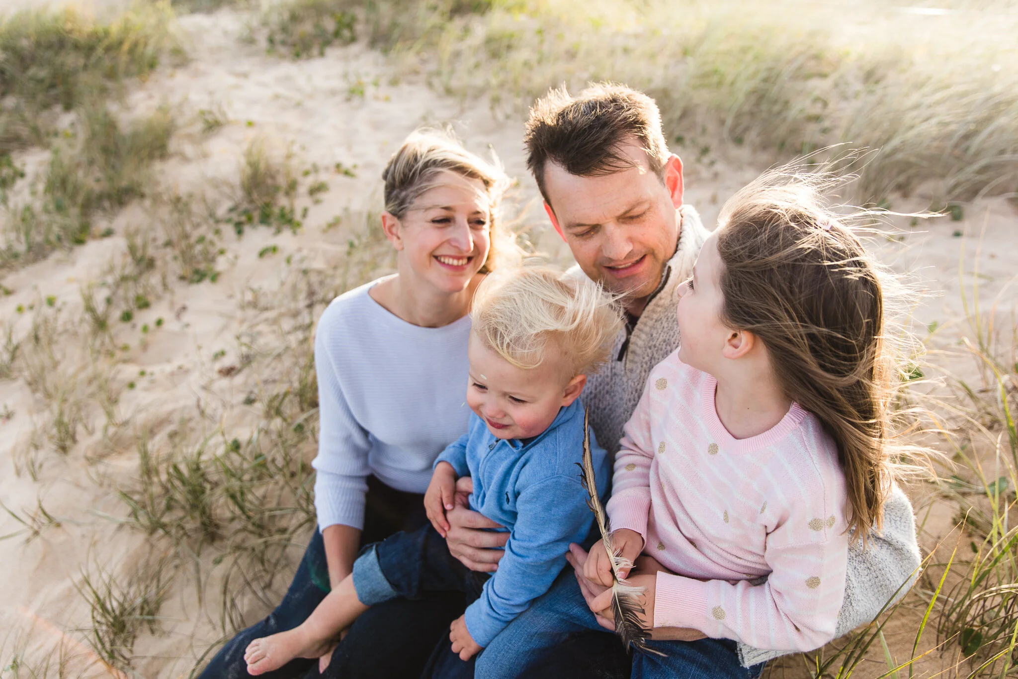 Winter snuggles on the beach | Cronulla Family Photographer