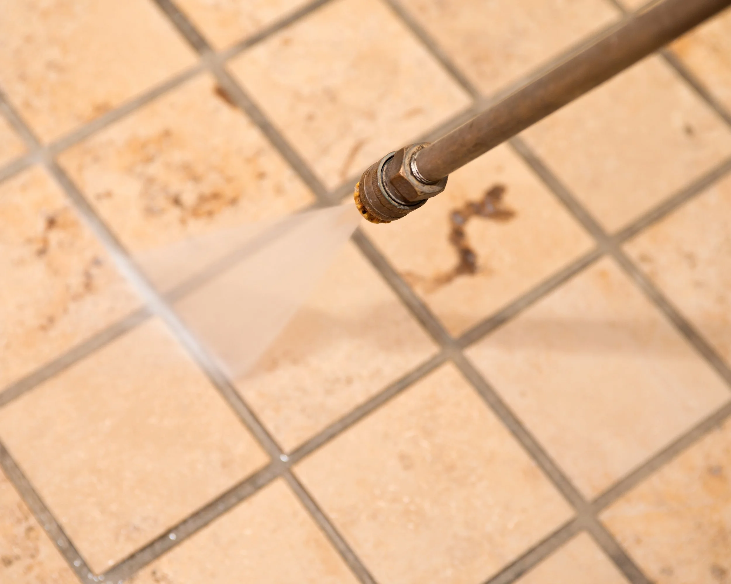 Pressure Washing Equipment: The Advantages of Using a Pressure Washer for Restaurants