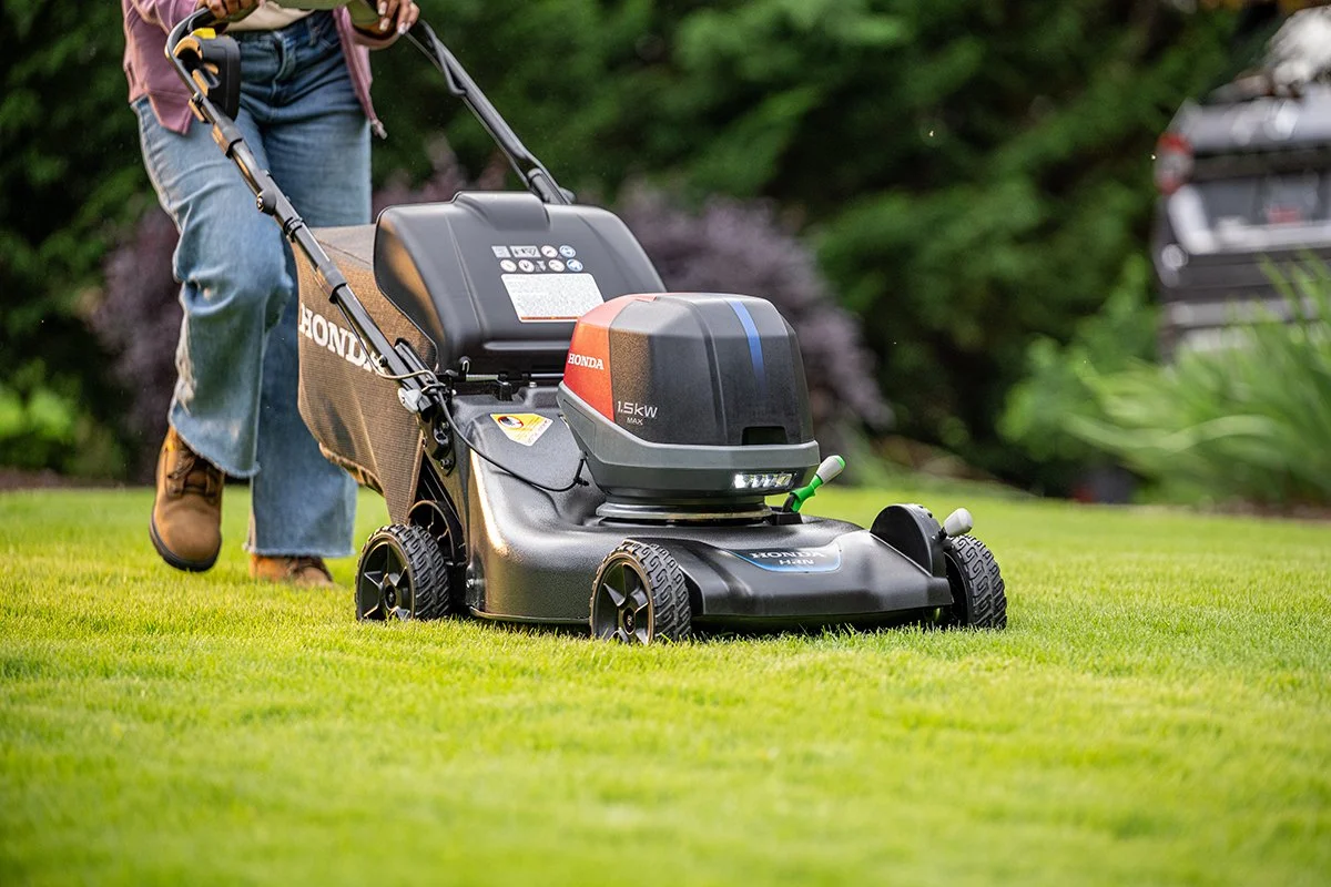 Owning a Battery-Powered Lawn Mower: What Buyers Should Know