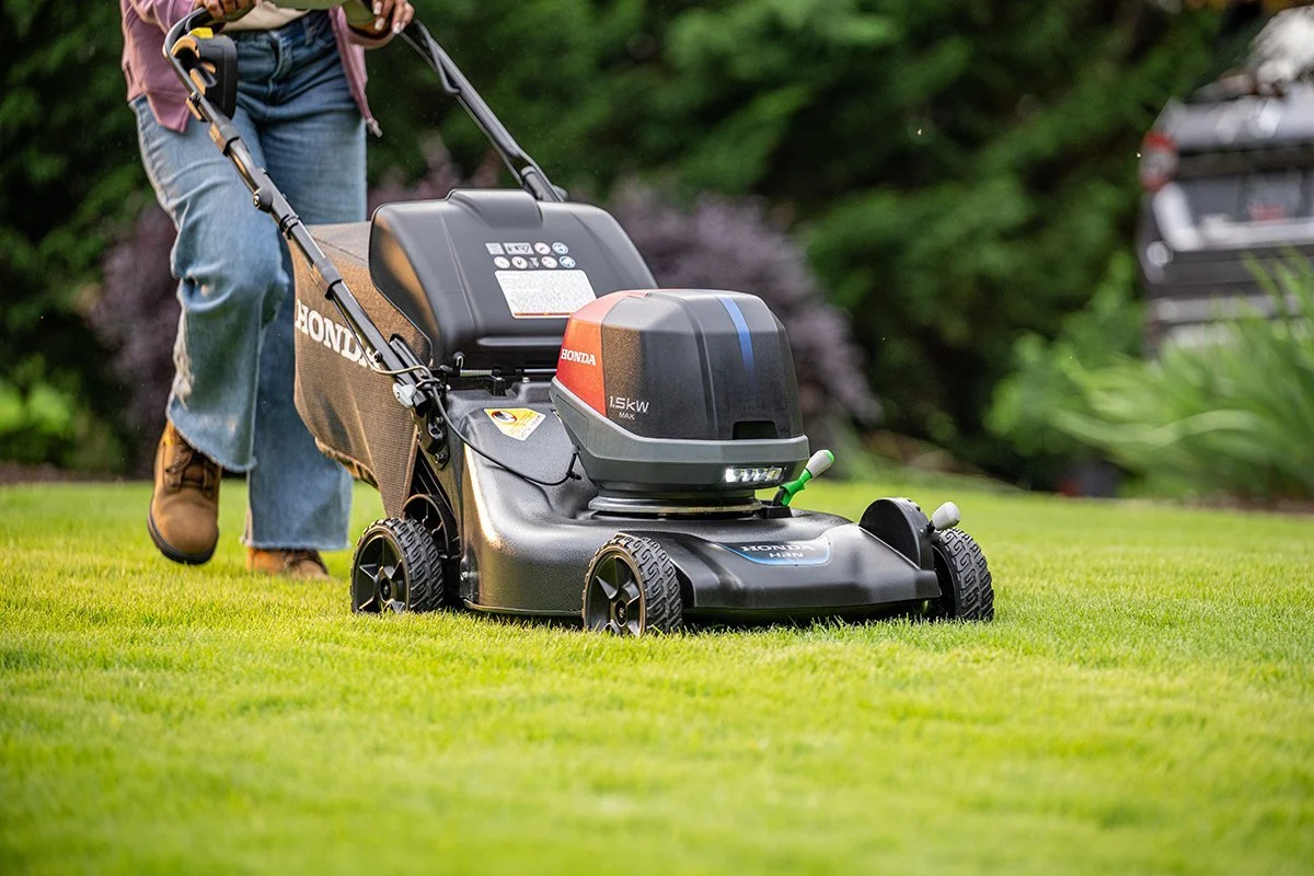Choosing the Right Honda Battery-Powered Lawn Mower for Your Yard