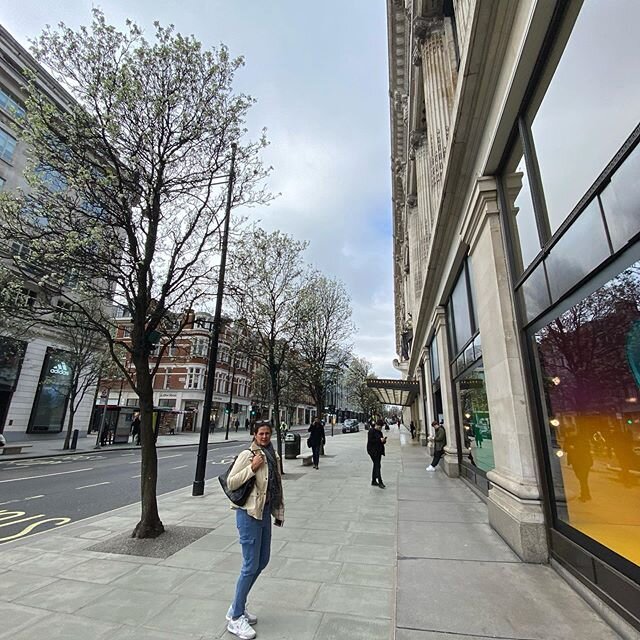 In London for some emergency medical checks . At least the weather is beautiful even if Oxford street is empty. Unusually quiet times with a hint of panic in the news. #onsafariwithmartinsethsmith #london #oxfordstreet #heathrow #dontpanic