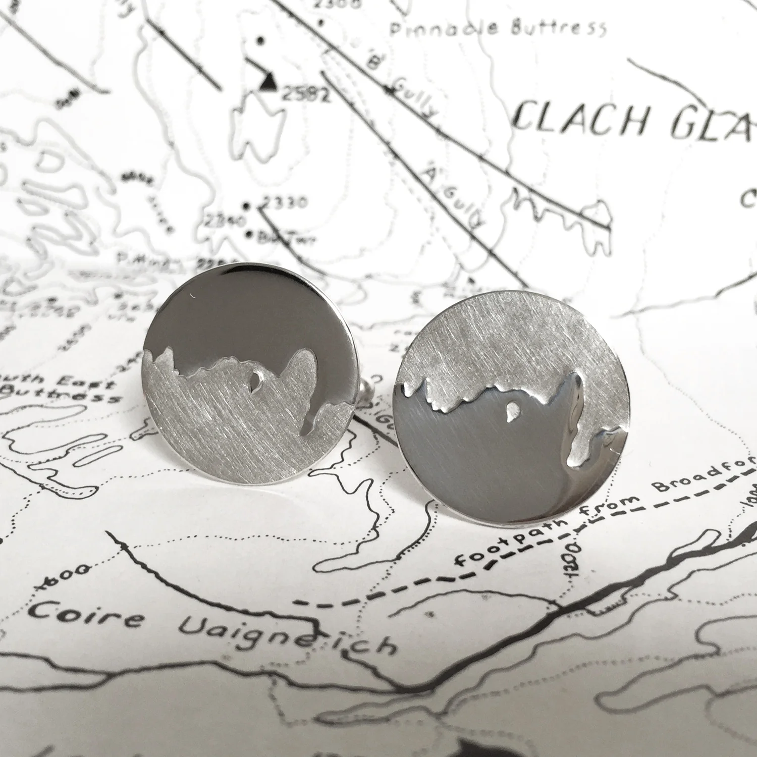 HannahLouiseLamb-Arches-Rock-cufflinks.jpg
