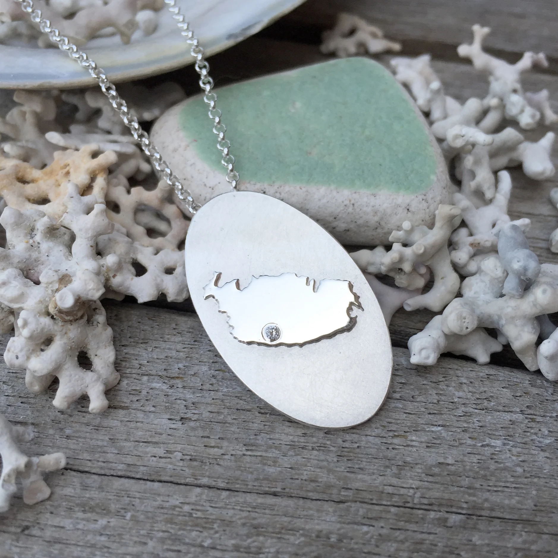 Malta+oval+dia+coast+pendant.jpg