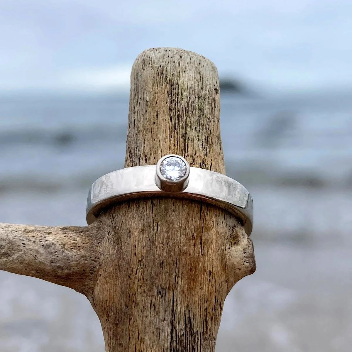 18ct White Gold Diamond Engagament Rings 3.jpeg