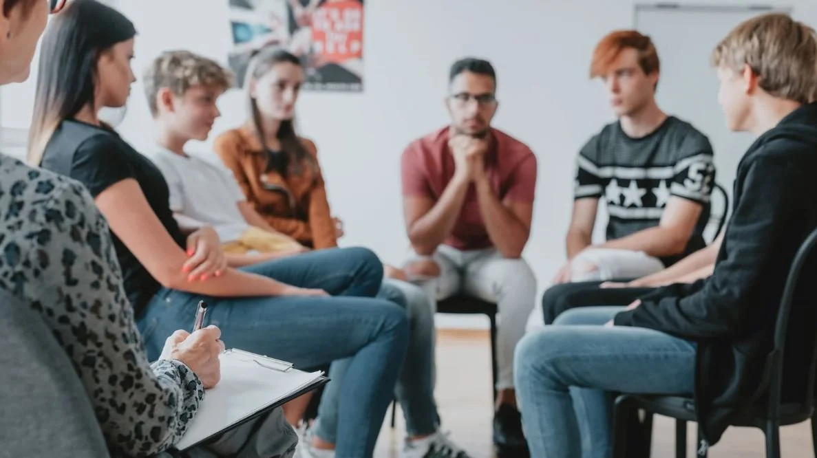 theraphy for young.JPG