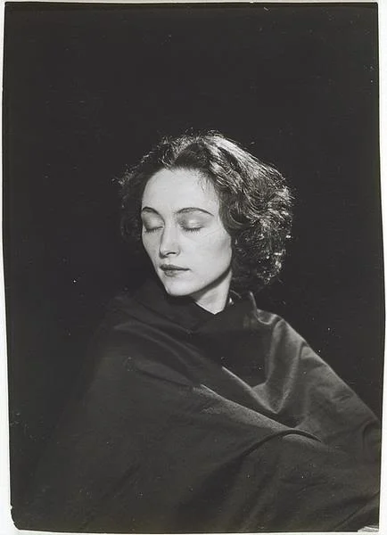 Nusch Eluard Man Ray.jpg