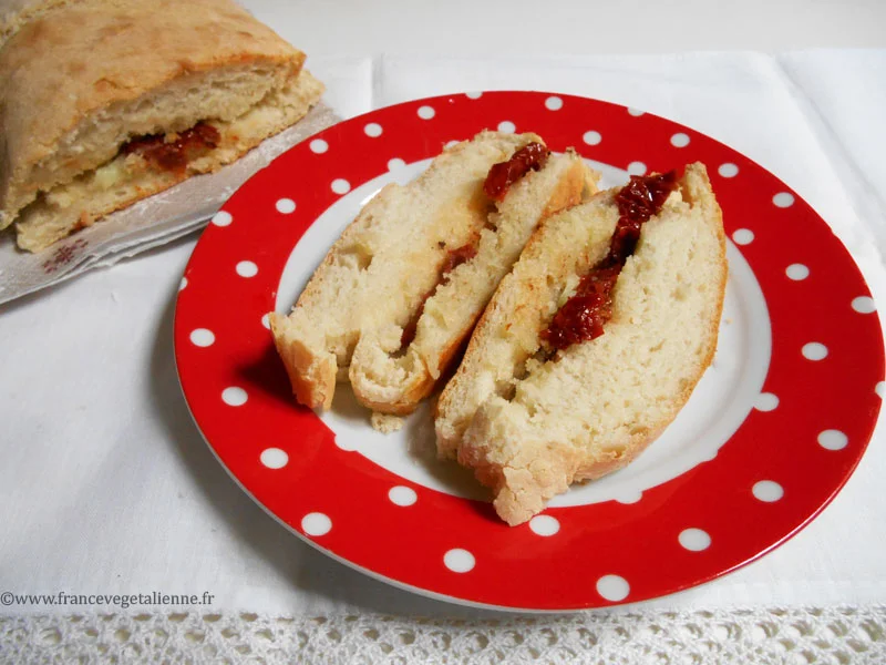 Préfou (pain à l'ail) (végétalien, vegan)