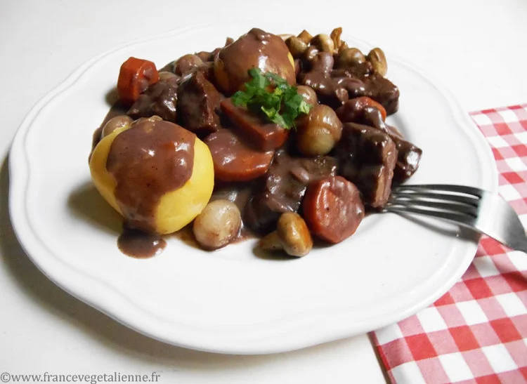 Bourguignon de seitan (boeuf bourguignon vegan)