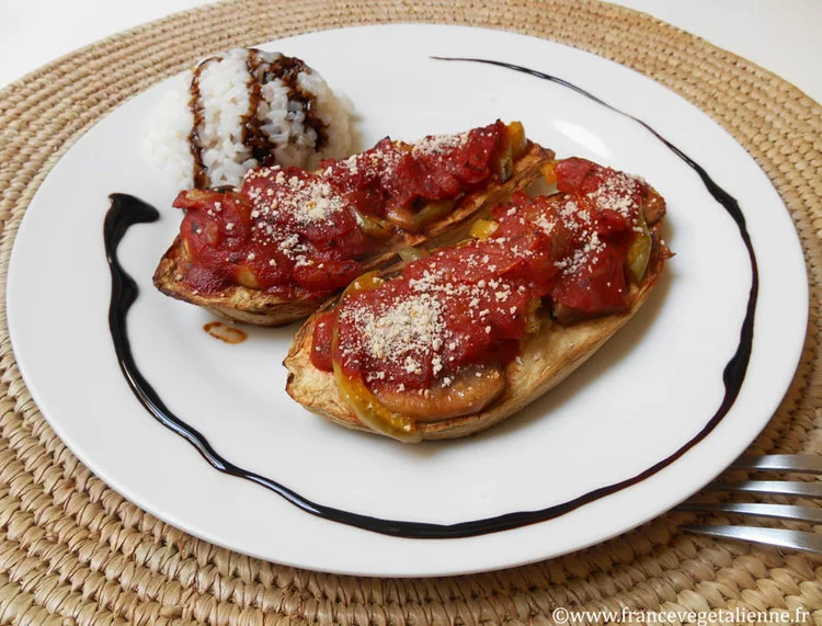 Tartines d'aubergines garnies (végétalien, vegan)