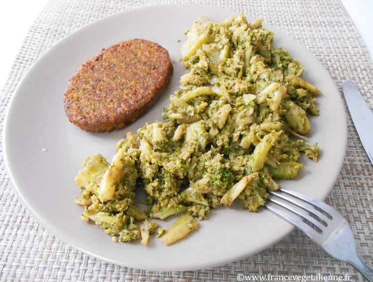 Brocolis à la sauce soja (végétalien, vegan)