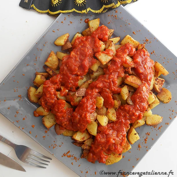 Patatas bravas (végétalien, vegan)