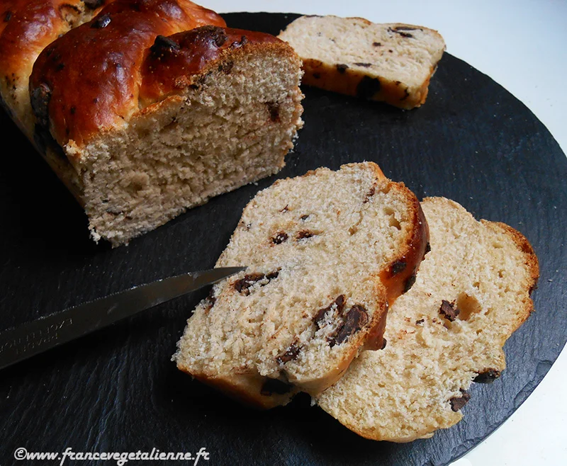 Brioche aux pépites de chocolat (végétalien, vegan)