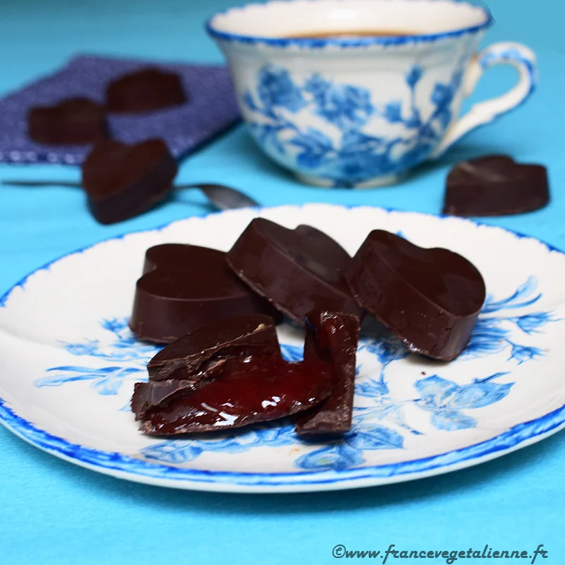 Chocolats fourrés à la confiture (vegan)