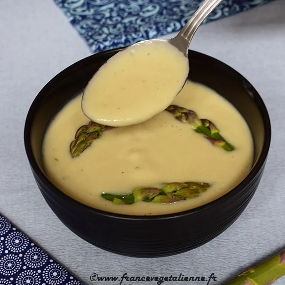 Velouté d'asperge (végétalien, vegan)