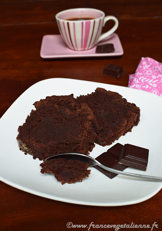 Cake fondant au chocolat sans gluten (végétalien, vegan) — France  vegetalienne