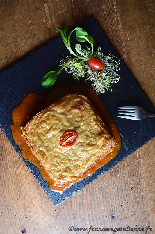 Francesinha-croque-monsieur-portugais-recette-végane.jpg