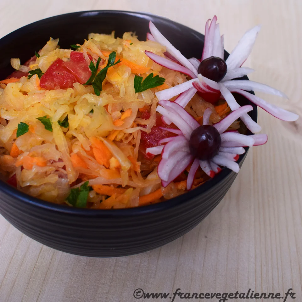 Salade de choucroute crue (végétalien, vegan)
