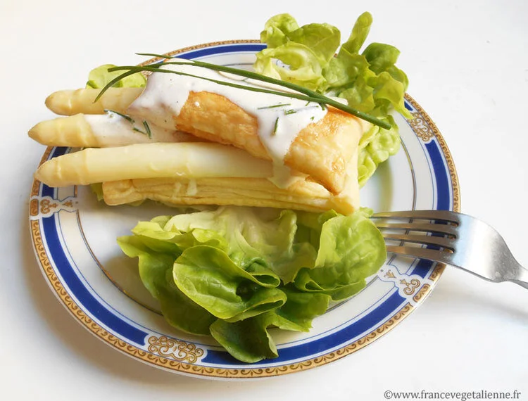 Feuilletées d'asperges recette végane.jpg