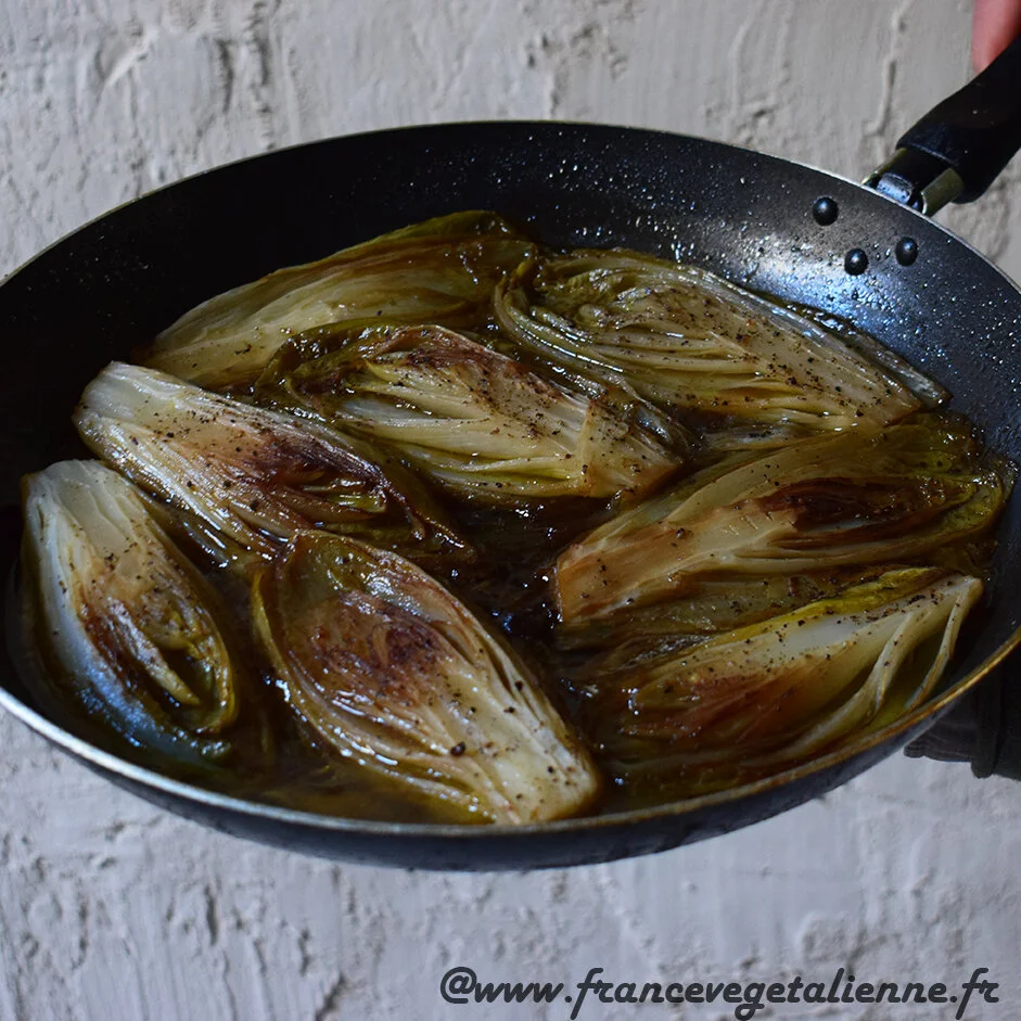 Endives braisées à la bière (végétalien, vegan)