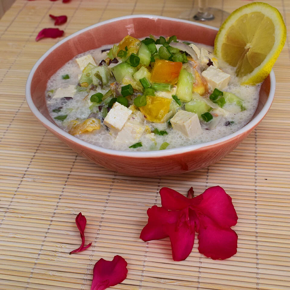 Tofu façon poisson cru à la tahitienne (végétarien, vegan)