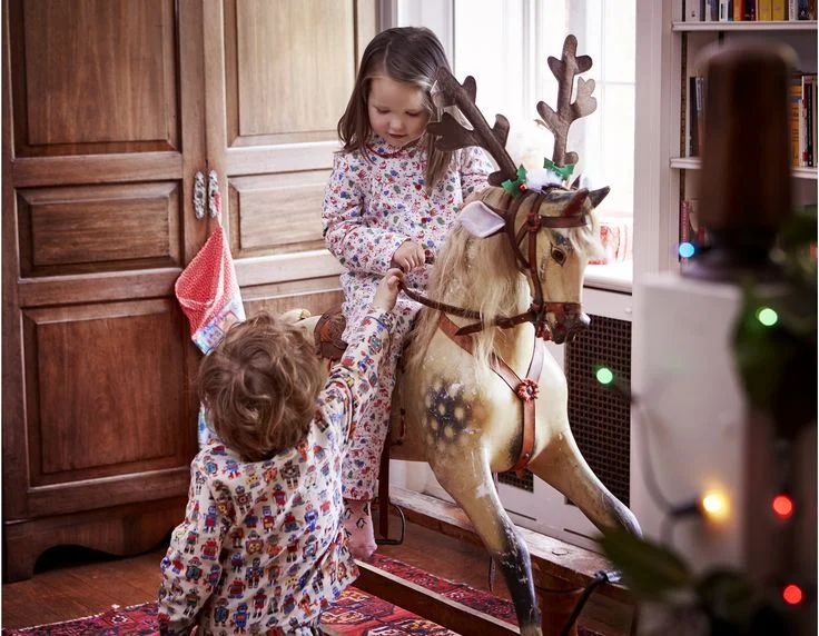 jdplproductions_cathkidstonXMAS1.jpg