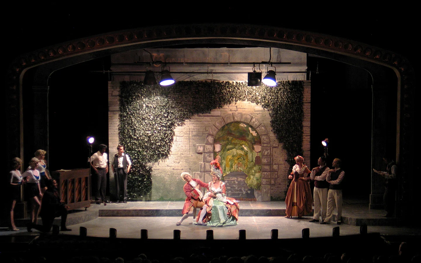 "Dueling Cavalier" Movie Set
