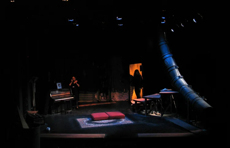    OUT CRY or THE TWO CHARACTER PLAY   by Tennessee Williams    National Asian-American Theatre Company – NYC    Director :&nbsp;  Thom Sesma   Sets :&nbsp;  Czerton Lim   Lights :&nbsp;  Stephen Petrilli   Costumes:   Candida K. Nichols  