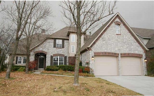 "Amy was wonderful to work with. She never tried to push anything on us to try to get us to like a certain house. She is very positive and a very personable person to with!” -Meredith + Darren W.
