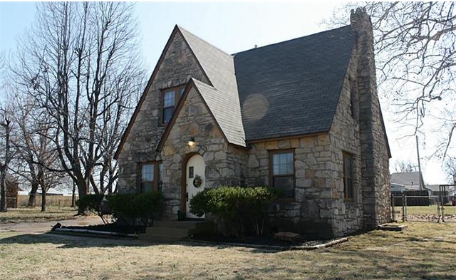 "Amy was the perfect realtor for us. We had worked with several others in the past who didn't understand our family and our desires for a house and neighborhood, and they would keep pushing us to look at houses that didn't fit us. Amy took time to really understand who we are, and was willing to help us find a home that fit us! Her experience with flipped homes was crucial in our search too- she could differentiate quality from poor workmanship. Not only was Amy a great asset to finding our perfect home, but she will be at the top of my list when it comes time to sell, too." -Joel + Melissa W.