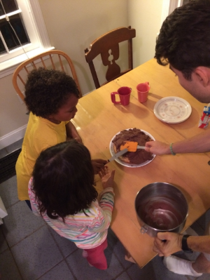 The finishing touches on a delicious cake!