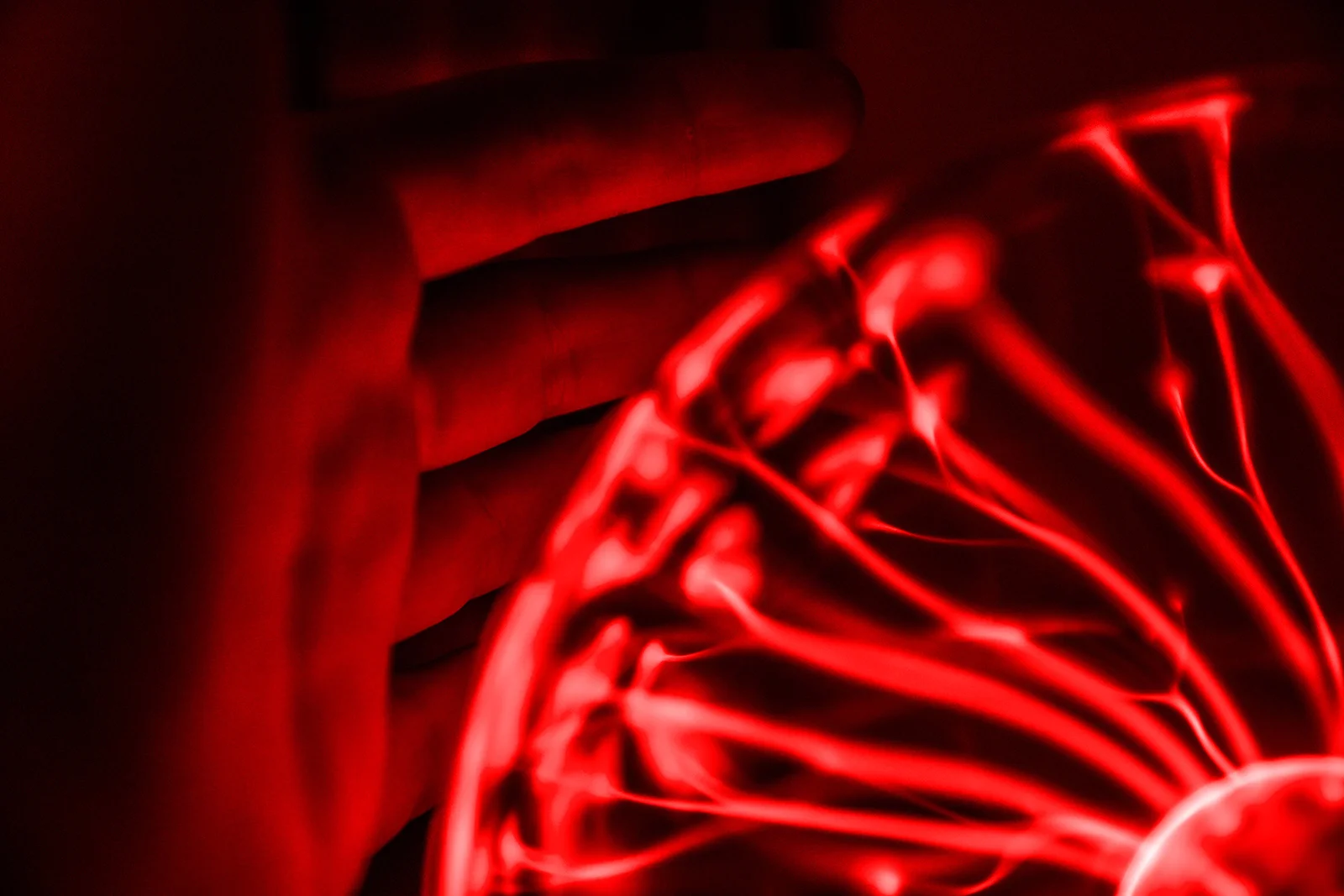Electricidad roja 02.jpg