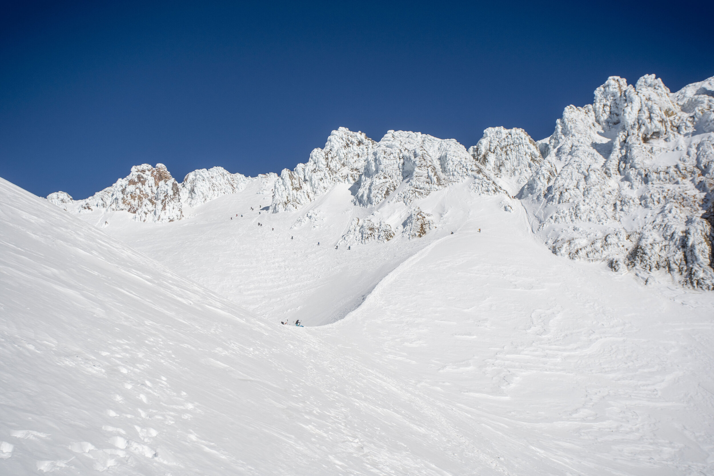 Look at all those climbers descending the Old Chute!