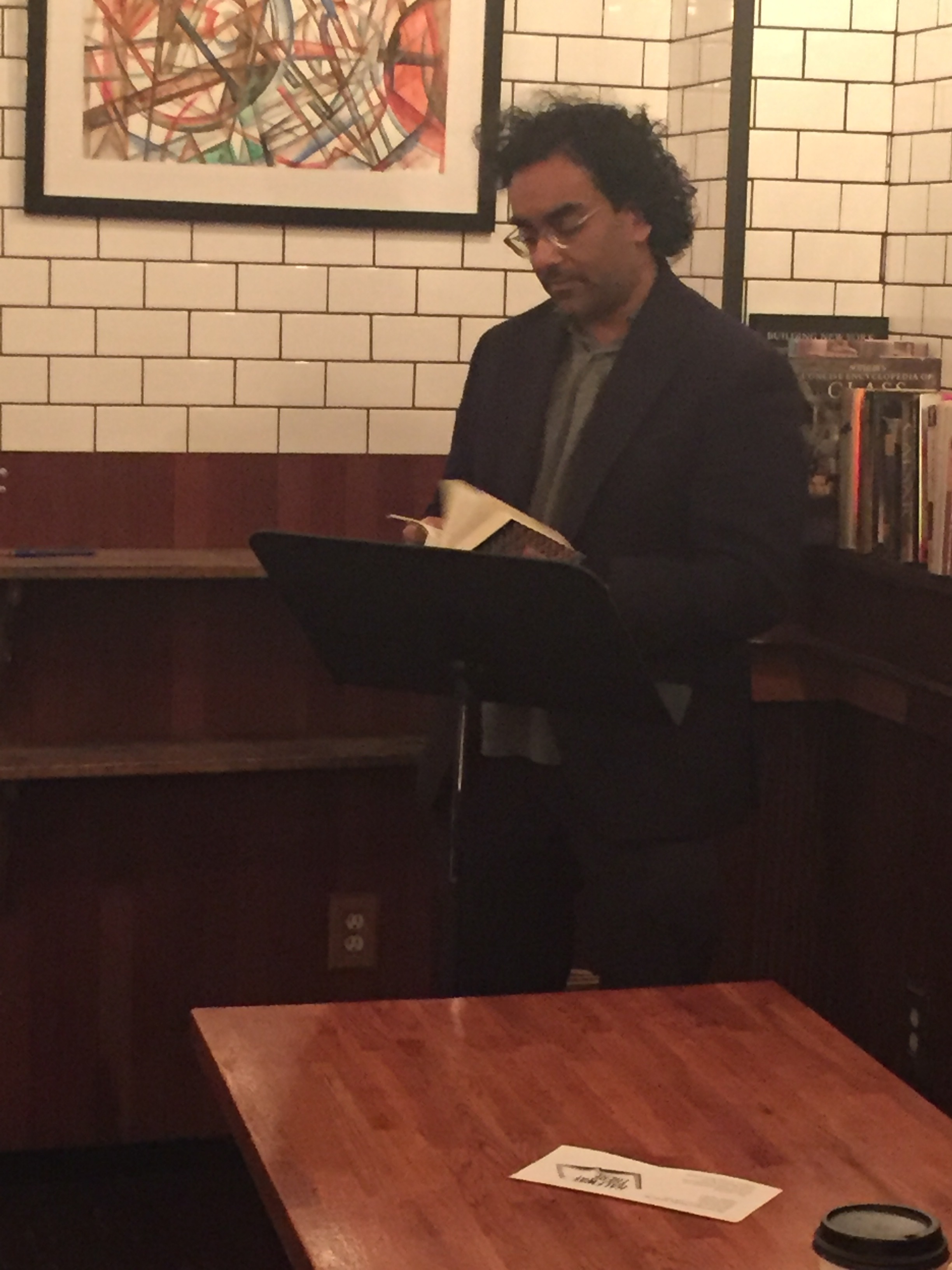Mark de Silva reads from SQUARE WAVE