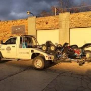 CORNER TOWING 11890 Duffy Road Waterman, IL 60556 815-896-3348 FAX: 815-264-7679 E-mail: rv.baie@frontier.com