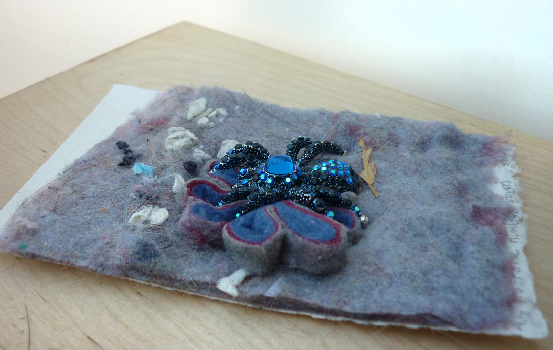 tiny treasure number seven - side view
