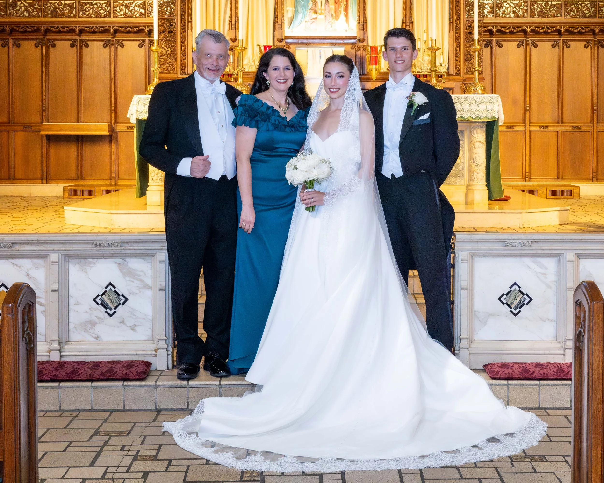 0183 - Maura and Micheal - 08.09.2025 - 04 - The Sacrament - 0181 -_.jpg