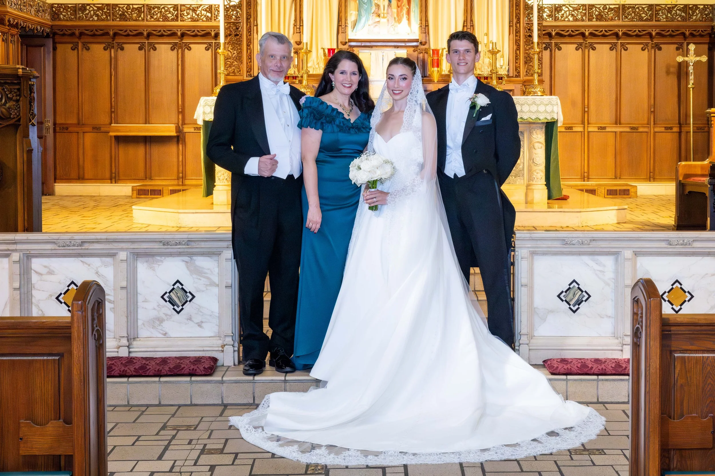 0184 - Maura and Micheal - 08.09.2025 - 04 - The Sacrament - 0182 -_.jpg