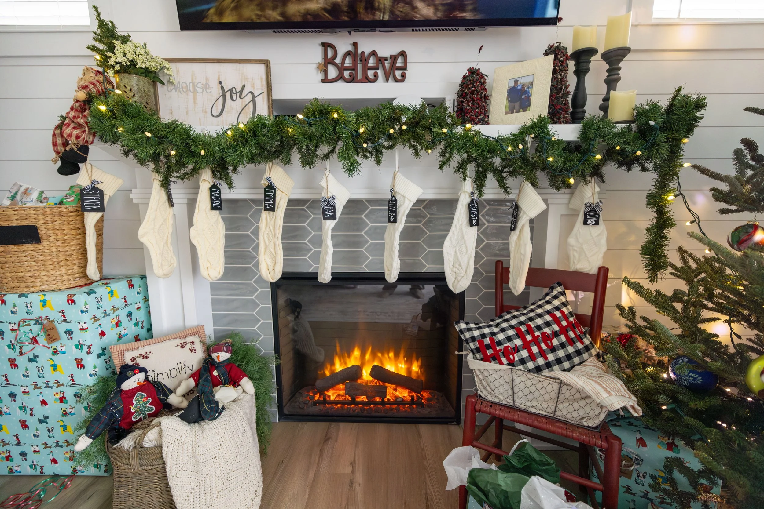 2025 - Volk Family Christmas - 0002.jpg