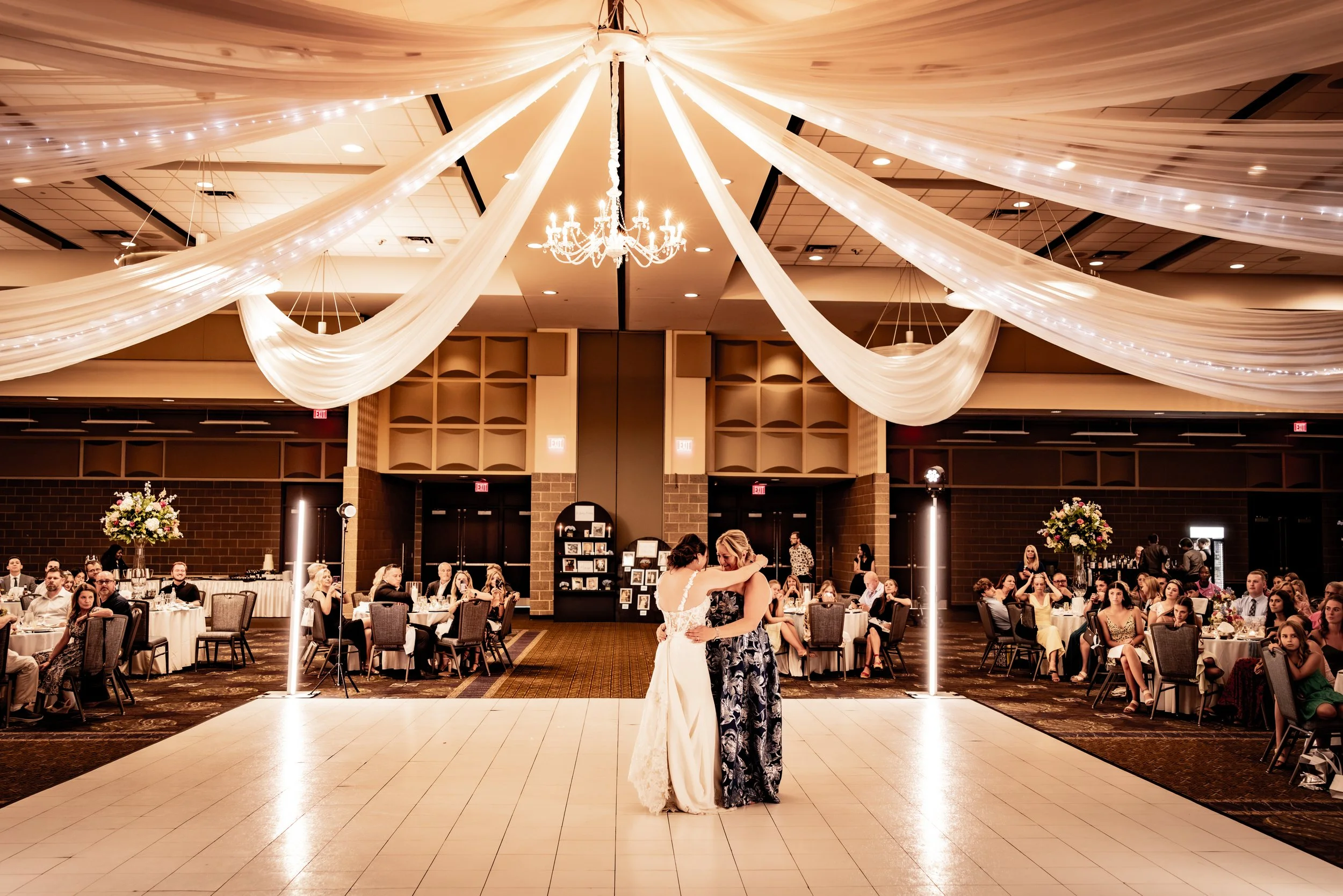 Volk Images LLC Weddings28.jpg
