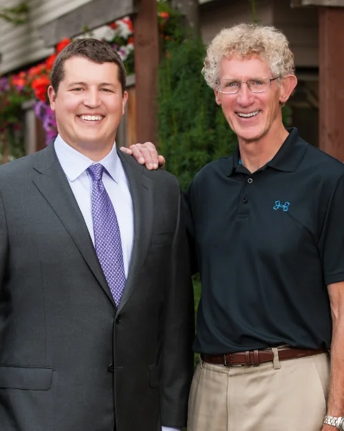 Meet Dr. Gilbreath and Dr. Craig at Gilbreath Dental in Burien, WA. 
