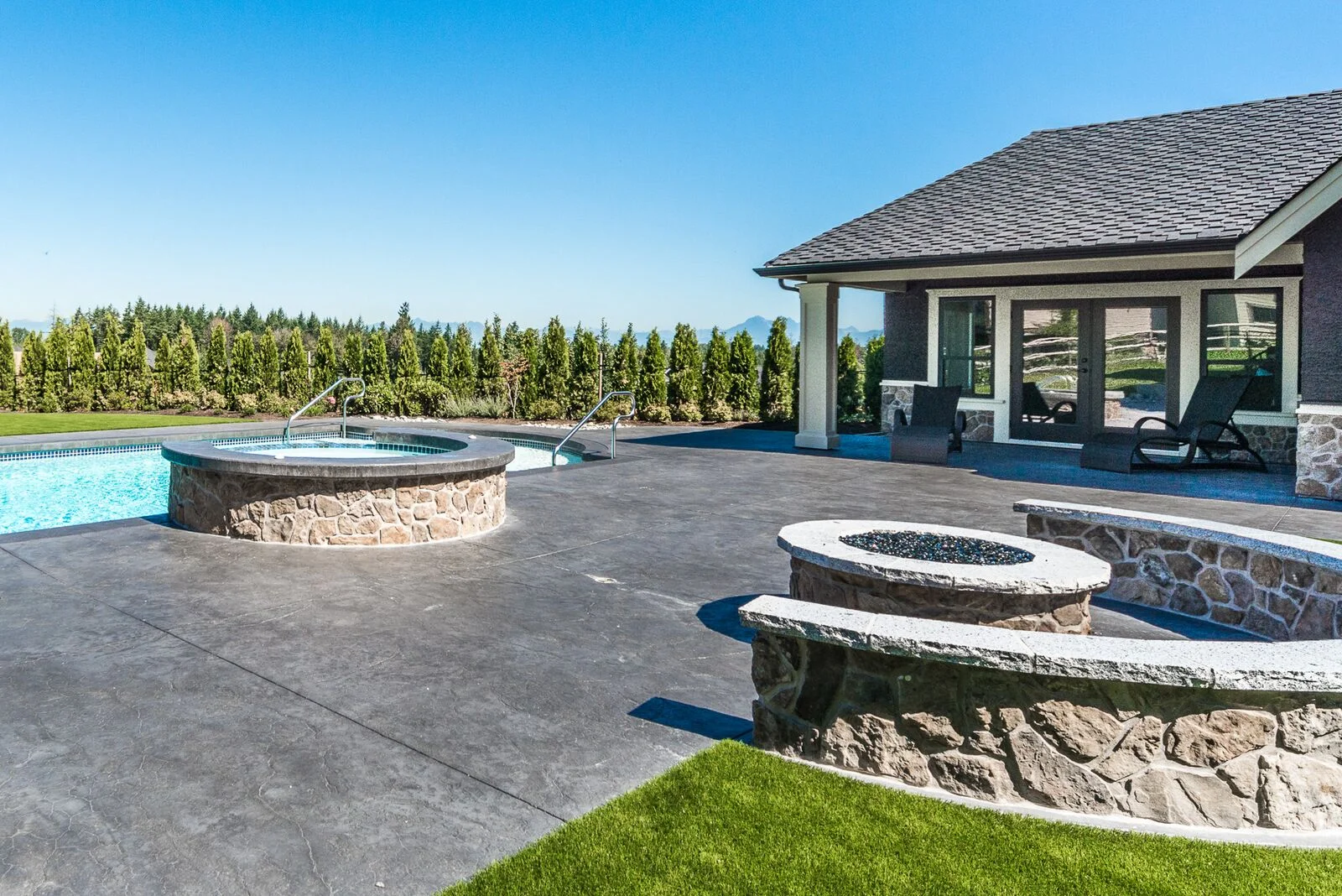 poolhouse 6.jpg