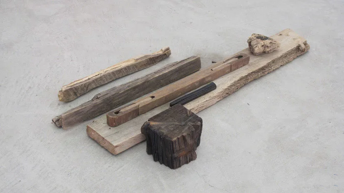 Ryan Foerster, Feeling good , 2012, found wood, dimensions variable