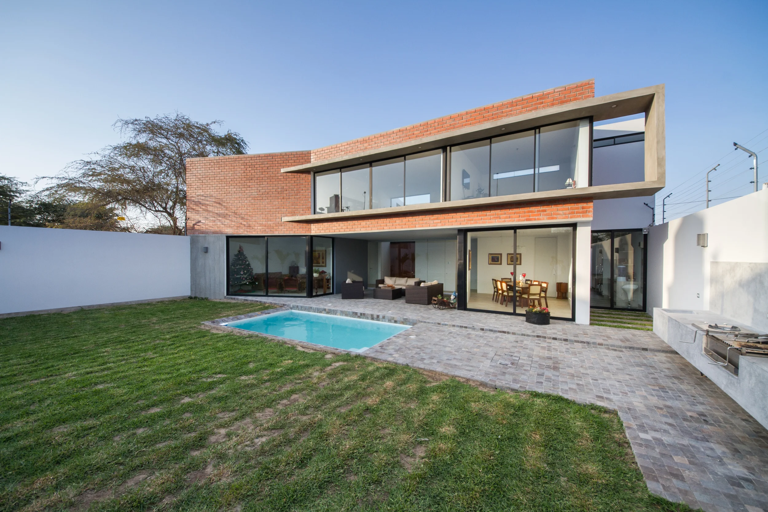 Arq. R.Riofrio y M.Rodrigo - Piura LB 007.jpg