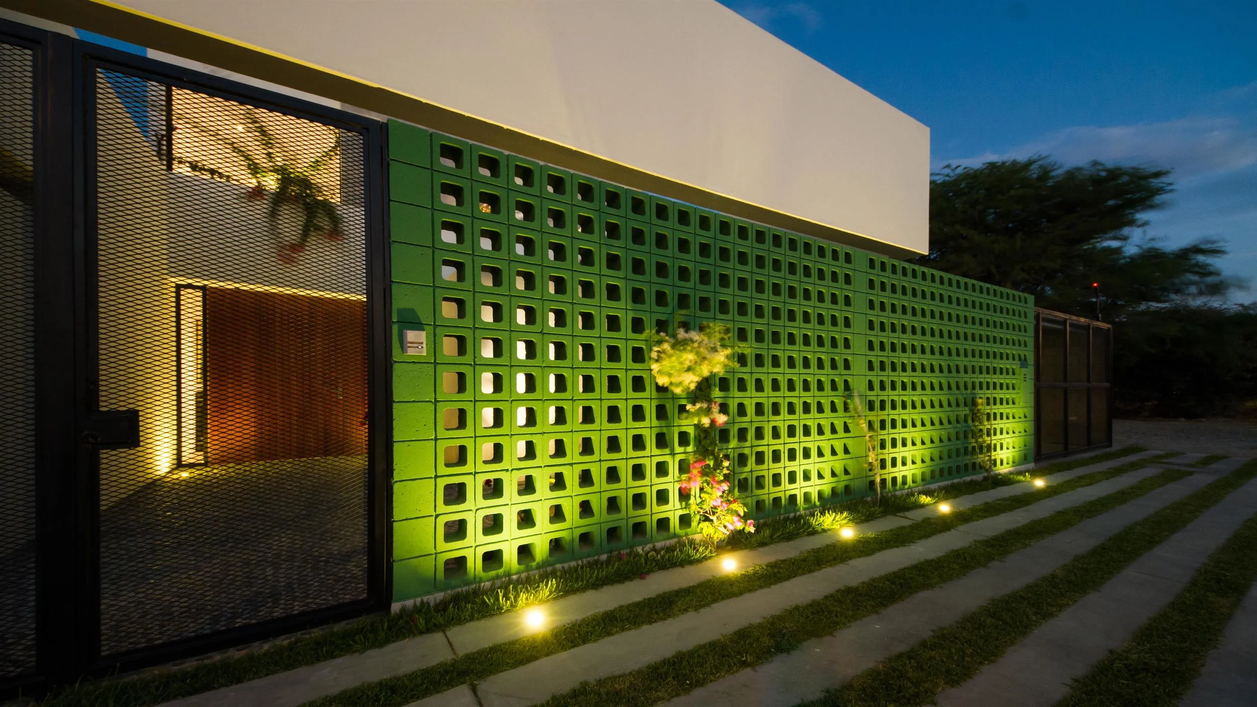 CLB2-0380 (Custom).JPG