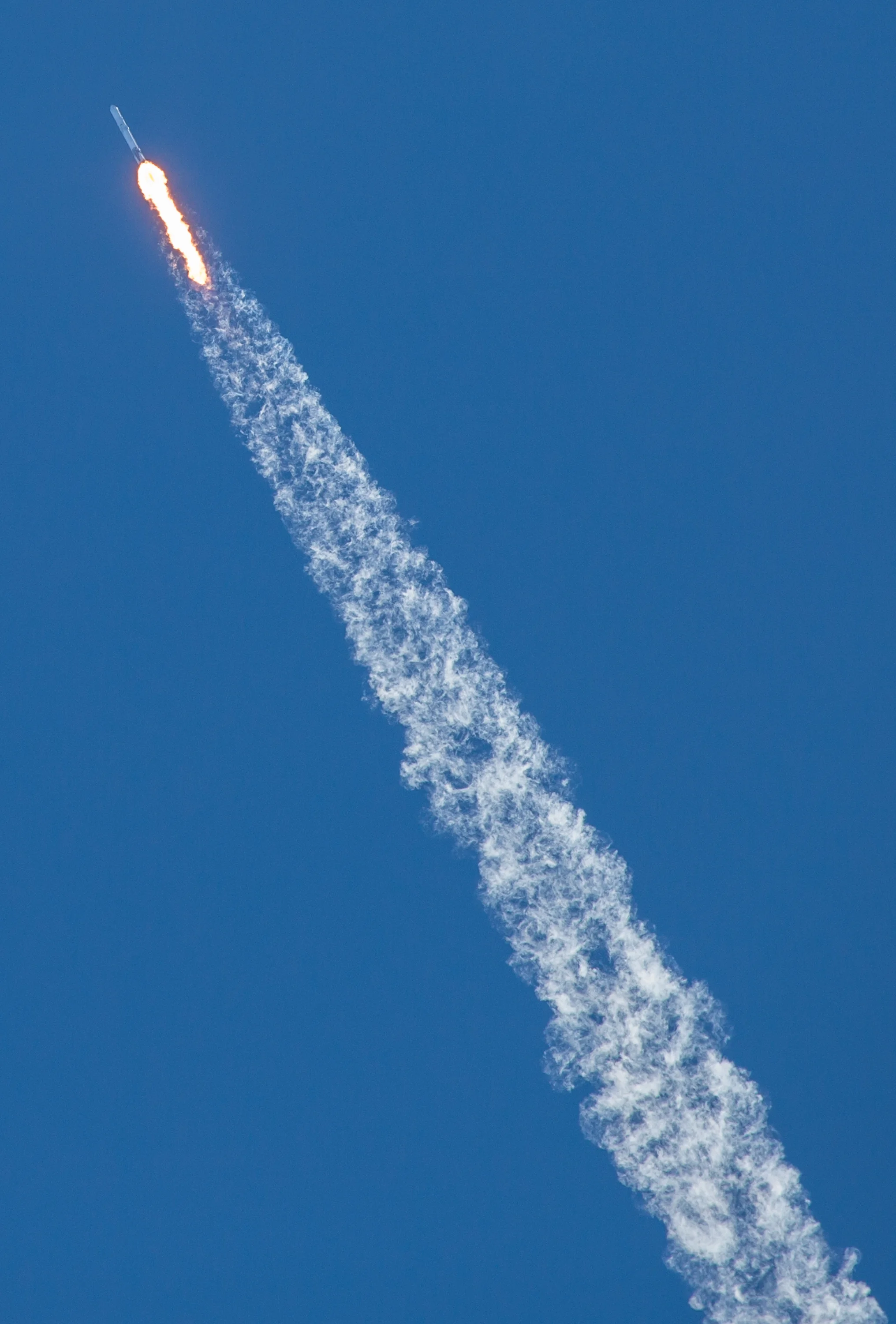 A previously used SpaceX Falcon 9 rocket liftoff from SLC-40 complex at the Cape Canaveral Air Force Station with a reused Dragon capsule with more than 4,800 pounds of cargo to resupply the International Space Station on its CRS-13 mission. Dec 15, 2017 (for LaPresse.it)